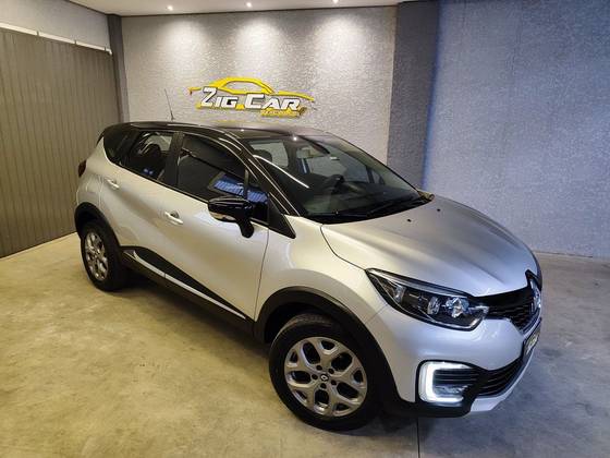 RENAULT CAPTUR 1.6 16V SCE FLEX INTENSE X-TRONIC RENAULT CAPTUR 1.6 16V SCE FLEX INTENSE X-TRONIC